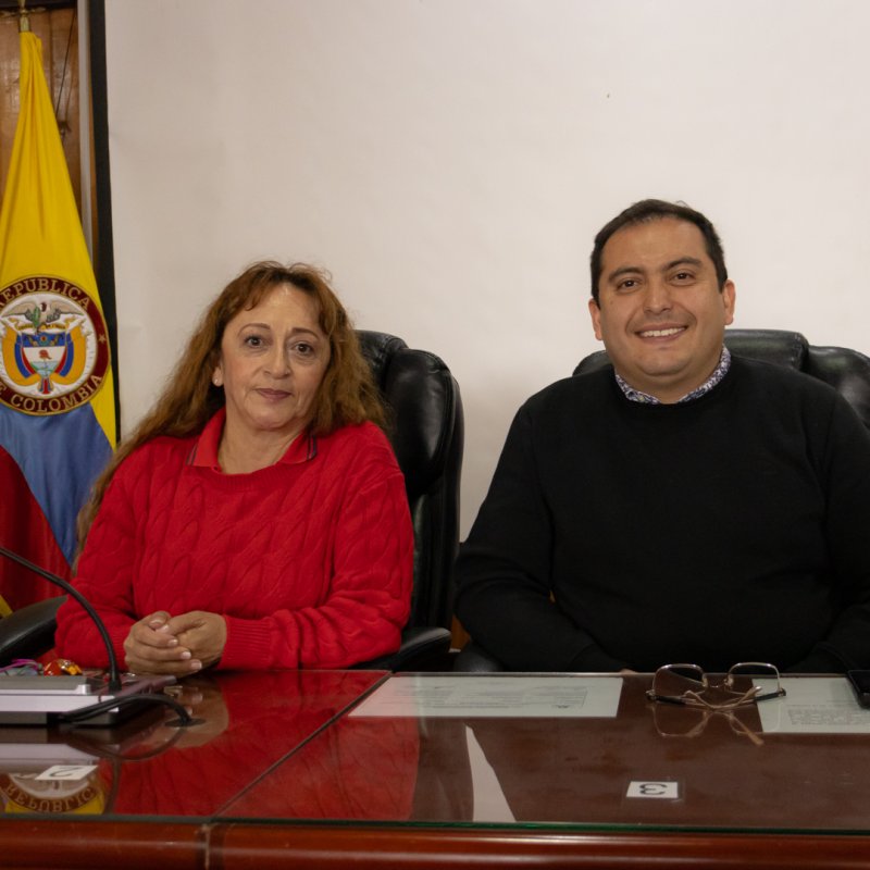Resumen de Agosto JAL Alcalde Víctor Cruz con la presidenta de la JAL