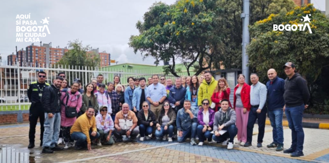 Una tarde de reconocimiento y celebración: así conmemoró la Alcaldía Local de Puente Aranda el Día de las Madres Una tarde de reconocimiento y celebración: así conmemoró la Alcaldía Local de Puente Aranda el Día de las Madres