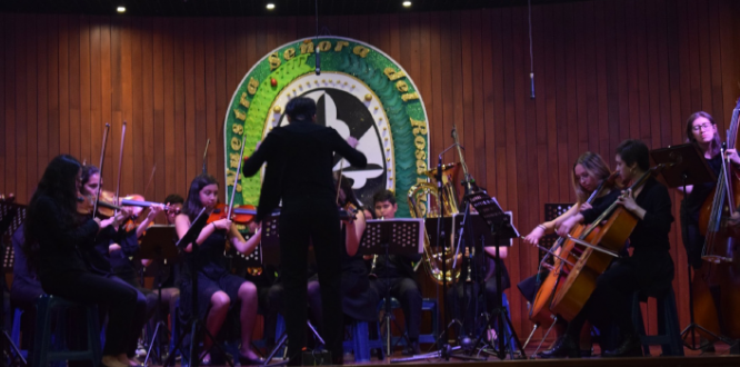 ¡Ven y ponte en sintonía con la música! ¡Ven y ponte en sintonía con la música!